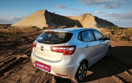 KIA Rio III рестайлинг, 2015 год, 999 000 рублей, 10 фотография