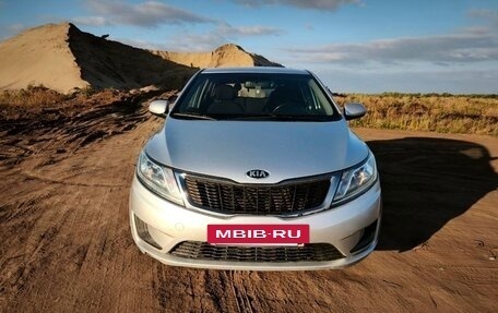 KIA Rio III рестайлинг, 2015 год, 999 000 рублей, 7 фотография