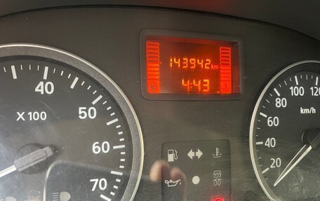 Renault Logan I, 2011 год, 425 000 рублей, 3 фотография