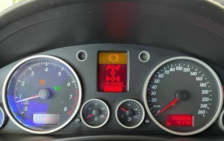 Volkswagen Touareg III, 2006 год, 799 999 рублей, 14 фотография