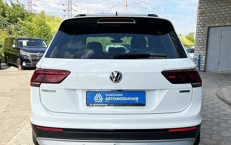Volkswagen Tiguan II, 2019 год, 2 899 000 рублей, 4 фотография