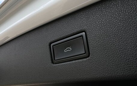 Volkswagen Tiguan II, 2019 год, 2 899 000 рублей, 20 фотография