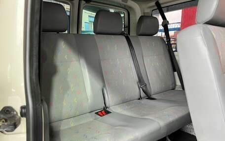 Volkswagen Caravelle T5, 2009 год, 1 550 000 рублей, 13 фотография