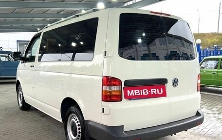 Volkswagen Caravelle T5, 2009 год, 1 550 000 рублей, 3 фотография