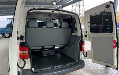 Volkswagen Caravelle T5, 2009 год, 1 550 000 рублей, 9 фотография