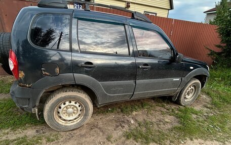 Chevrolet Niva I рестайлинг, 2010 год, 260 000 рублей, 4 фотография