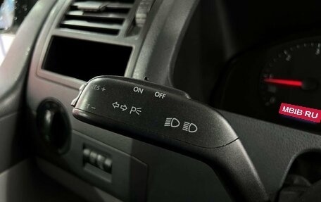 Volkswagen Caravelle T5, 2009 год, 1 550 000 рублей, 15 фотография