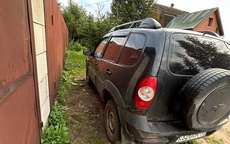 Chevrolet Niva I рестайлинг, 2010 год, 260 000 рублей, 6 фотография