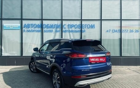 Geely Atlas, 2022 год, 2 040 000 рублей, 3 фотография