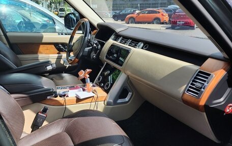 Land Rover Range Rover IV рестайлинг, 2018 год, 6 499 999 рублей, 9 фотография