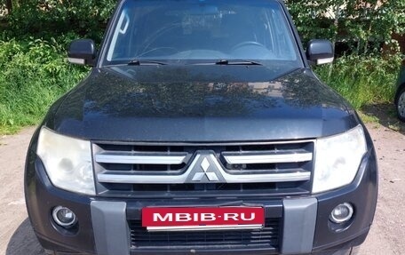 Mitsubishi Pajero IV, 2010 год, 1 400 000 рублей, 3 фотография