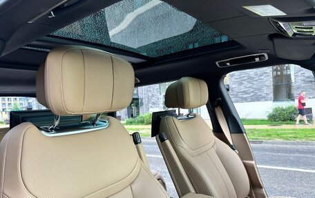 Land Rover Range Rover IV рестайлинг, 2025 год, 23 999 000 рублей, 15 фотография