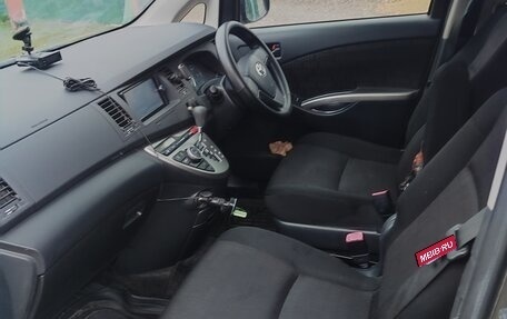 Toyota ISis I, 2013 год, 1 390 000 рублей, 7 фотография