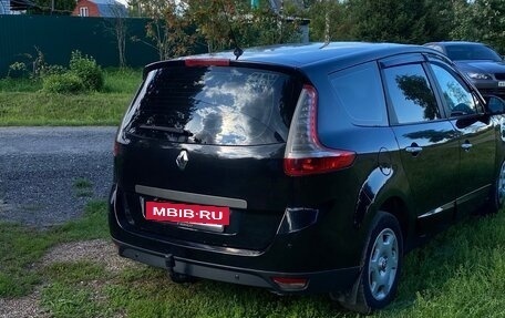 Renault Scenic III, 2011 год, 900 000 рублей, 4 фотография