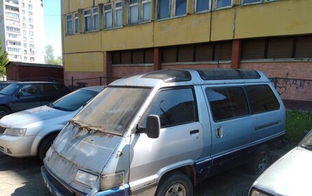 Toyota MasterAce Surf, 1988 год, 75 000 рублей, 4 фотография