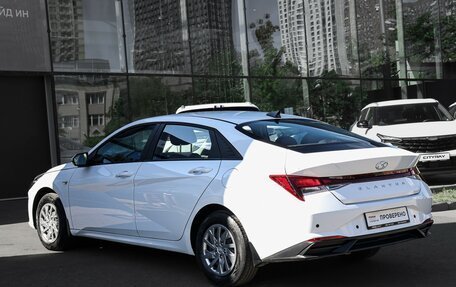 Hyundai Elantra, 2023 год, 1 877 000 рублей, 7 фотография