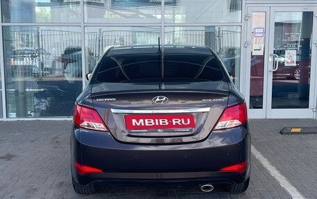 Hyundai Solaris II рестайлинг, 2015 год, 979 000 рублей, 4 фотография