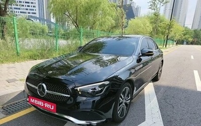 Mercedes-Benz E-Класс, 2022 год, 3 450 000 рублей, 1 фотография
