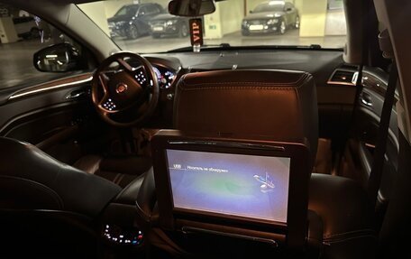 Cadillac SRX II рестайлинг, 2014 год, 2 150 000 рублей, 6 фотография