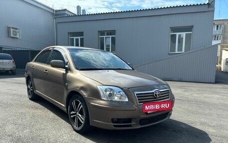 Toyota Avensis III рестайлинг, 2005 год, 550 000 рублей, 2 фотография