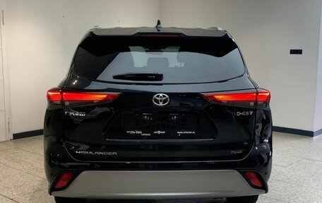 Toyota Highlander, 2024 год, 5 699 000 рублей, 5 фотография