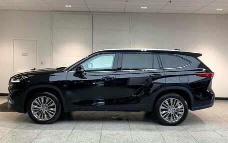 Toyota Highlander, 2024 год, 5 699 000 рублей, 4 фотография