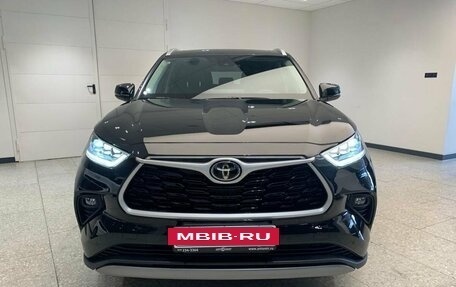 Toyota Highlander, 2024 год, 5 699 000 рублей, 2 фотография
