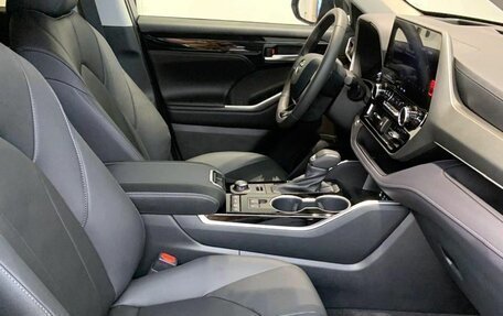 Toyota Highlander, 2024 год, 5 699 000 рублей, 11 фотография