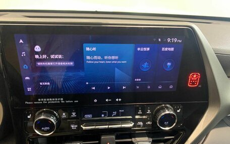 Toyota Highlander, 2024 год, 5 699 000 рублей, 16 фотография