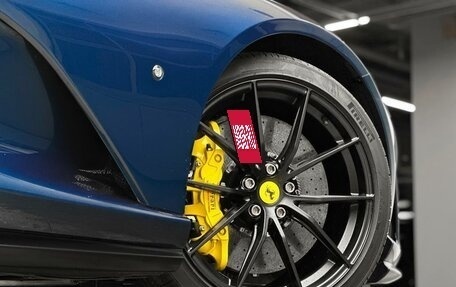 Ferrari 812, 2021 год, 52 000 000 рублей, 15 фотография