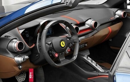 Ferrari 812, 2021 год, 52 000 000 рублей, 16 фотография