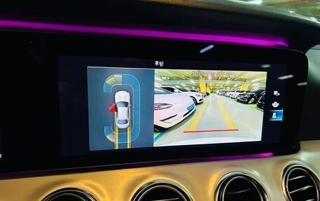 Mercedes-Benz E-Класс, 2022 год, 4 450 000 рублей, 10 фотография