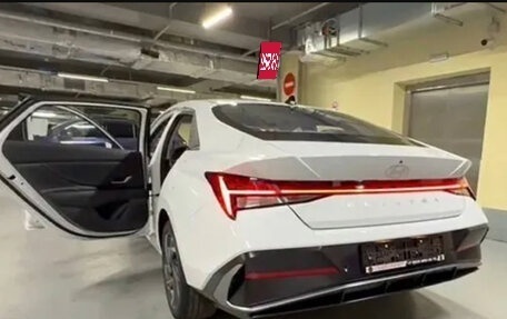 Hyundai Elantra, 2025 год, 1 999 000 рублей, 3 фотография