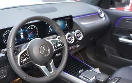 Mercedes-Benz GLA, 2022 год, 3 050 000 рублей, 8 фотография