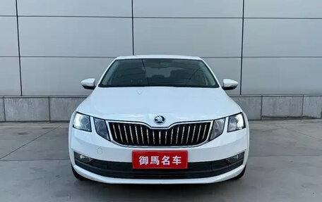 Skoda Octavia, 2021 год, 1 610 000 рублей, 2 фотография