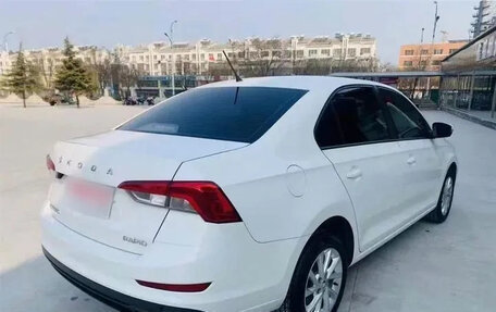 Skoda Rapid II, 2022 год, 1 300 000 рублей, 6 фотография