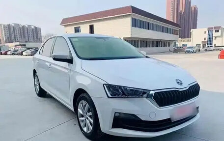 Skoda Rapid II, 2022 год, 1 300 000 рублей, 3 фотография