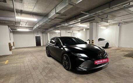 Toyota Camry, 2019 год, 2 600 000 рублей, 2 фотография