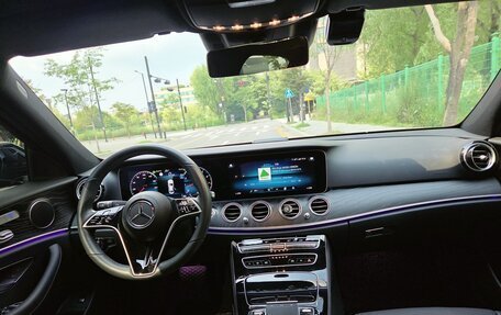 Mercedes-Benz E-Класс, 2022 год, 3 450 000 рублей, 6 фотография