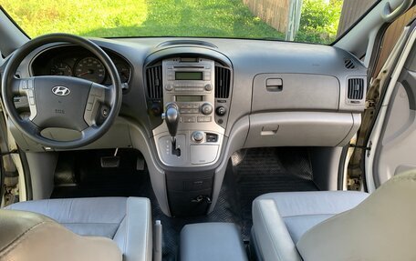 Hyundai Grand Starex Grand Starex I рестайлинг 2, 2016 год, 3 500 000 рублей, 23 фотография