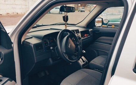 Jeep Liberty (Patriot), 2007 год, 750 000 рублей, 7 фотография
