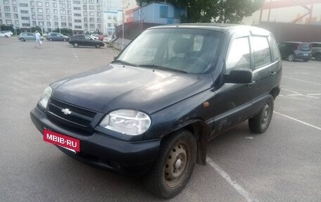 Chevrolet Niva I рестайлинг, 2009 год, 290 000 рублей, 2 фотография