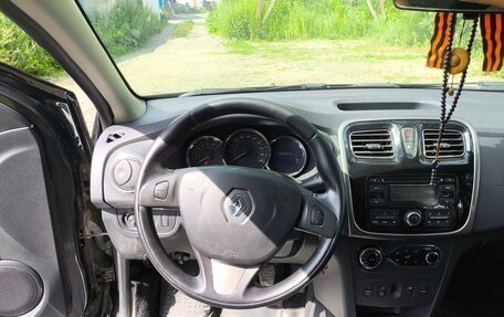 Renault Sandero II рестайлинг, 2015 год, 930 000 рублей, 7 фотография