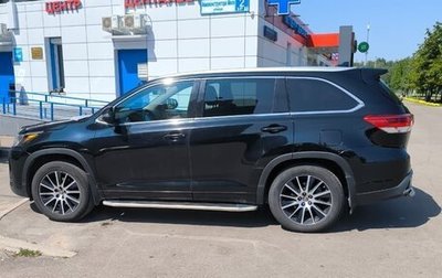 Toyota Highlander III, 2018 год, 3 350 000 рублей, 1 фотография