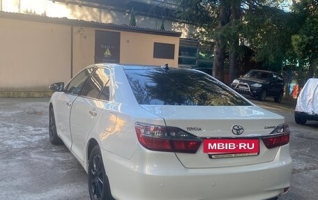 Toyota Camry, 2016 год, 2 200 000 рублей, 2 фотография