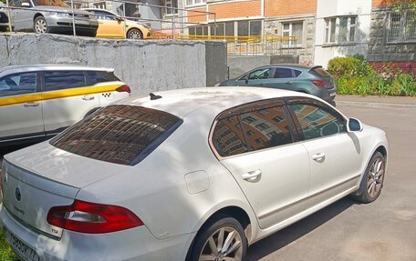 Skoda Superb III рестайлинг, 2012 год, 800 000 рублей, 12 фотография