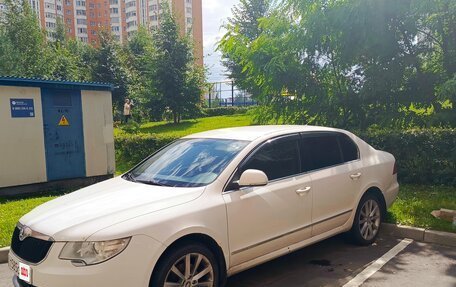 Skoda Superb III рестайлинг, 2012 год, 800 000 рублей, 16 фотография