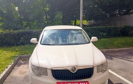 Skoda Superb III рестайлинг, 2012 год, 800 000 рублей, 4 фотография
