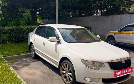 Skoda Superb III рестайлинг, 2012 год, 800 000 рублей, 22 фотография