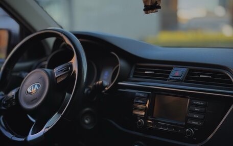 KIA Rio IV, 2017 год, 1 550 000 рублей, 3 фотография